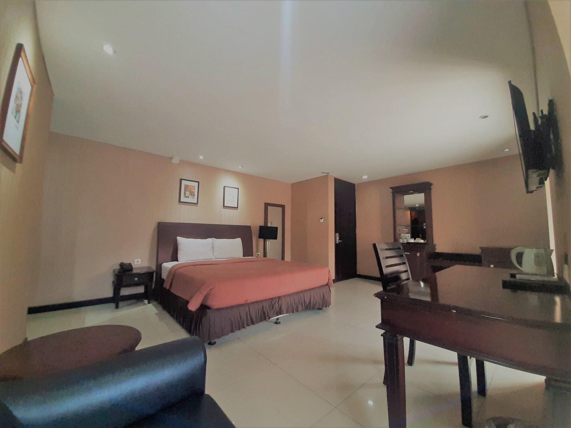 The Palais Hotel Dago Bandung Eksteriør bilde