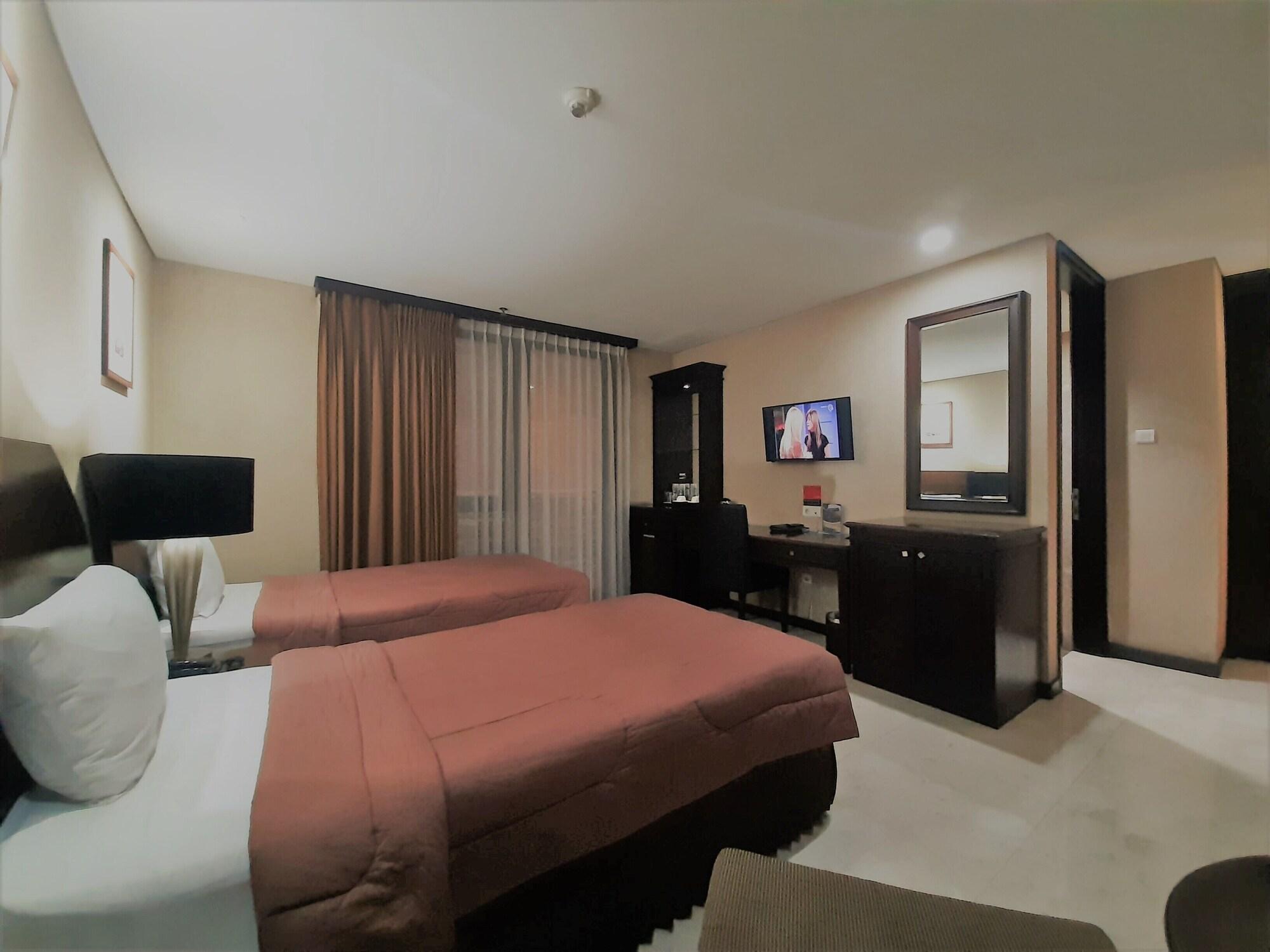 The Palais Hotel Dago Bandung Eksteriør bilde