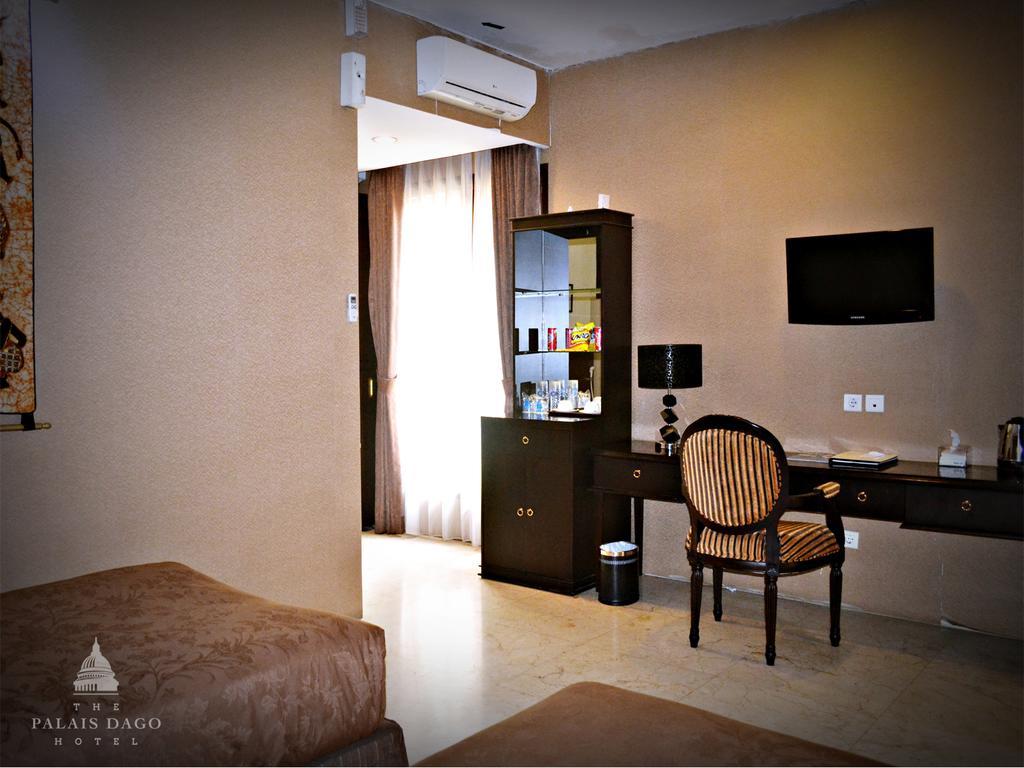 The Palais Hotel Dago Bandung Eksteriør bilde