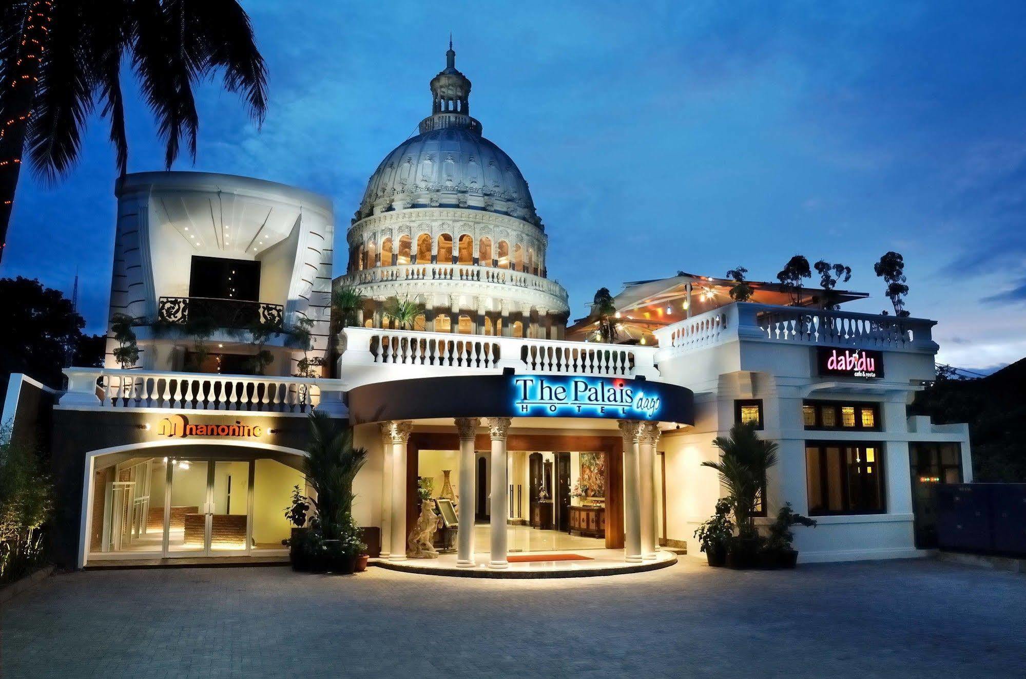 The Palais Hotel Dago Bandung Eksteriør bilde